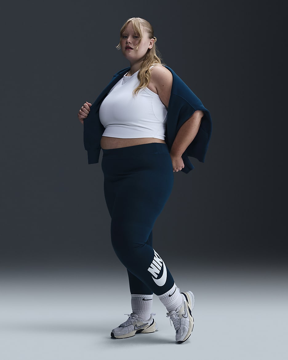 Nike Sportswear Classics Women's High-Waisted Graphic